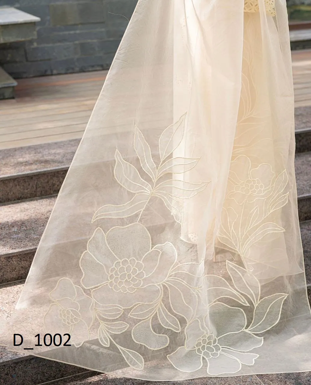 1754752813D10025jpg.jpg